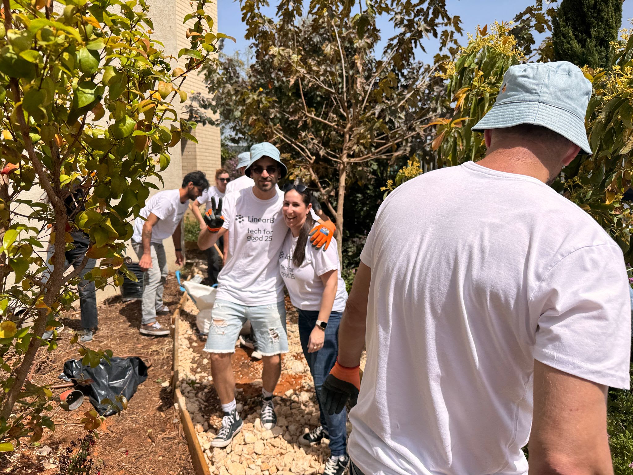 Group Photo of Linearb Employees